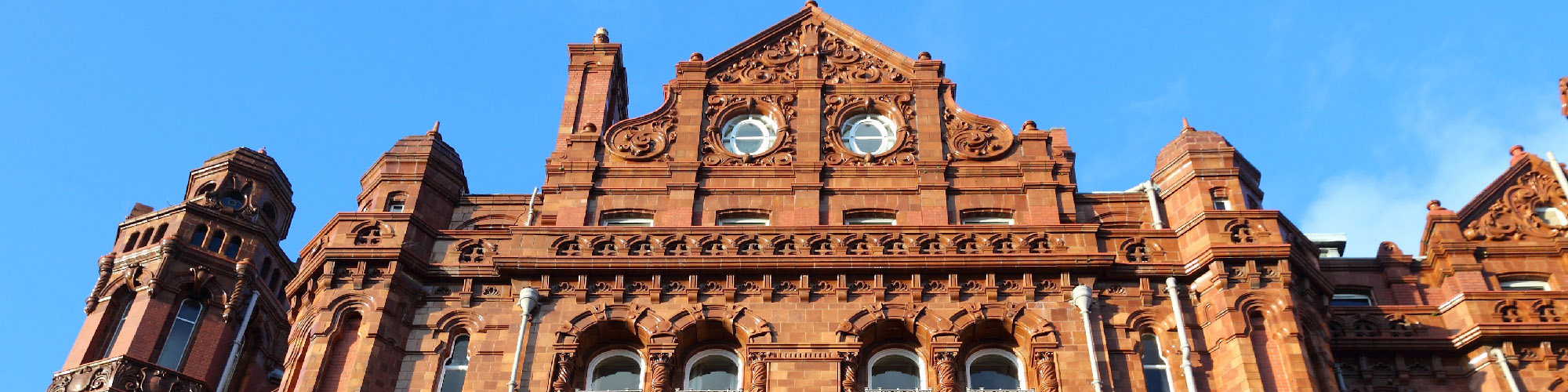 disabled person access in listed buildings