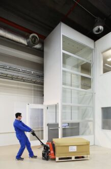1000kg platform lift