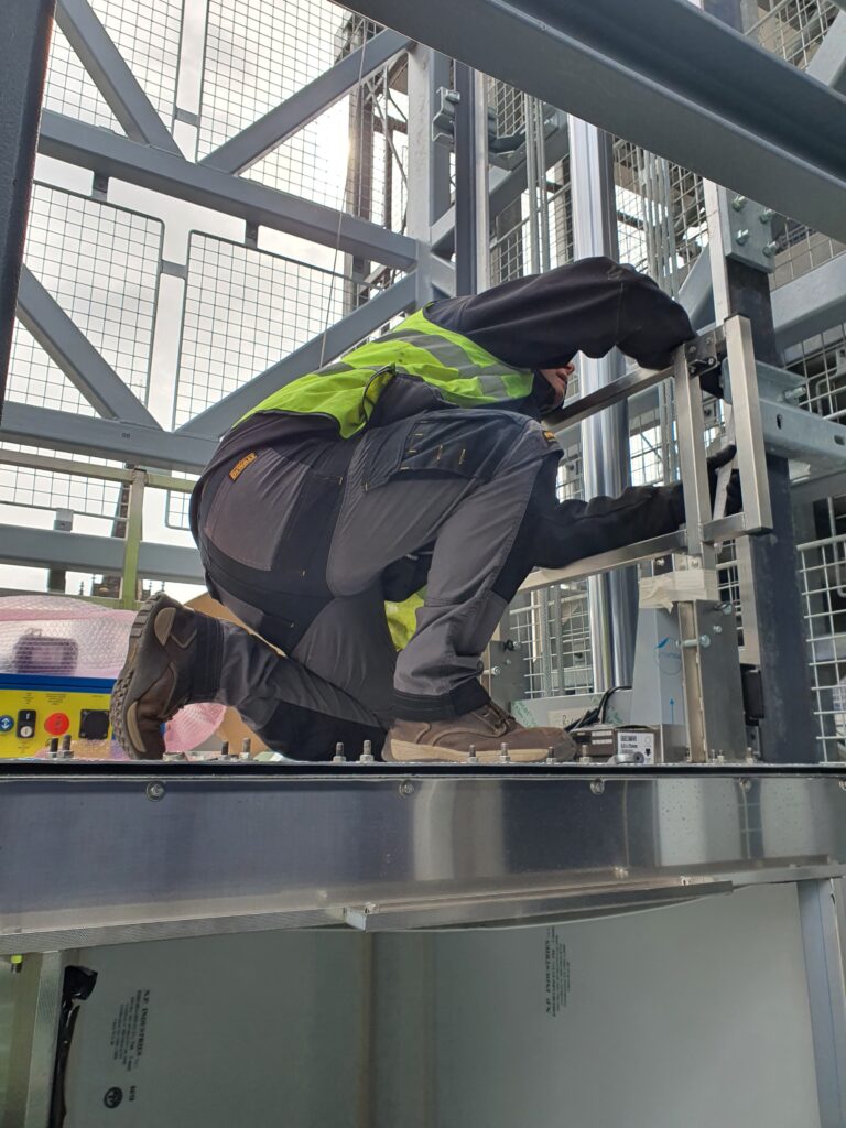 20220614_092952 event lift specialist