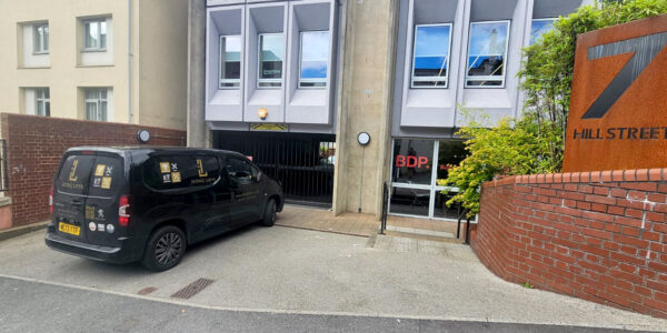 ikonic lifts van at a clients building