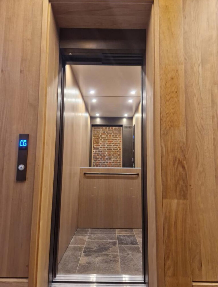 Cream Celine WIth Standard 4 Spot LED Lighting